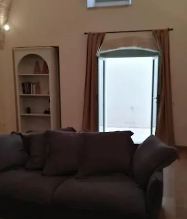 Casa A Corte Riad Holiday home Surano